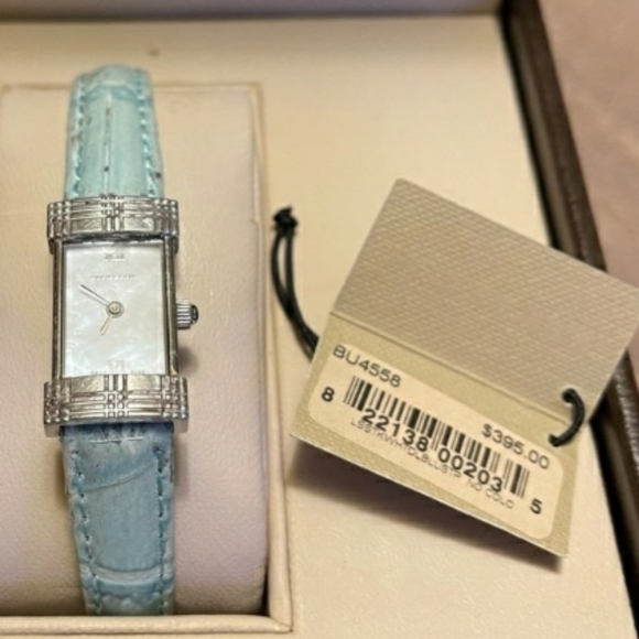Burberry heritage women's turquoise strap watch - Picture 1 of 3
